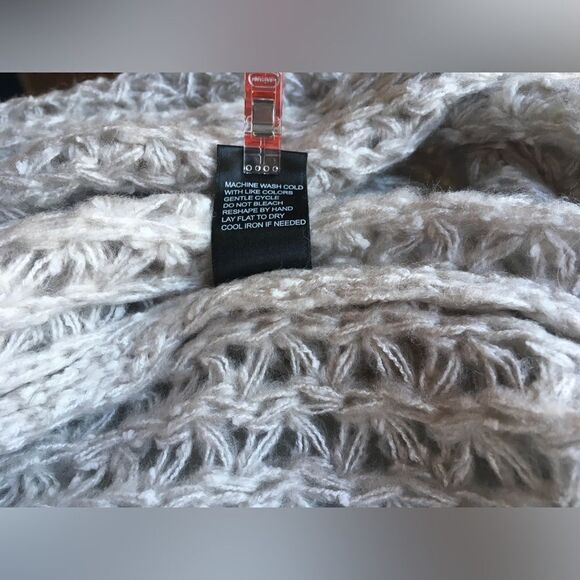 Long cardigan sweater NWT - Picture 14 of 15